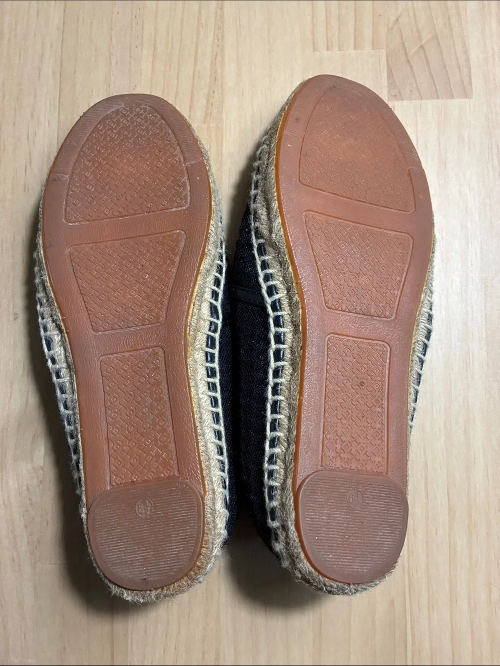 Tory Burch Grenada A-Line Espadrille Flat Loafers Mesh & Leather Cap Toe T Logo